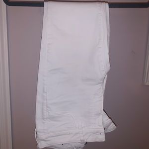 American Eagle White Jeans